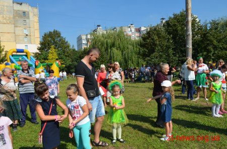 Жителі Малікова святкуються день мікрорайону