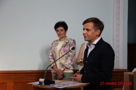 Нова Пошта Космічний Напівмарафон: подяки волонтерам та партнерам