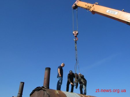 На Житомирщині демонтували незаконно встановлені бочки для випалювання вугілля