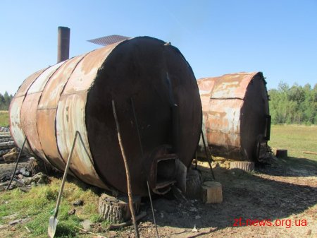 На Житомирщині демонтували незаконно встановлені бочки для випалювання вугілля