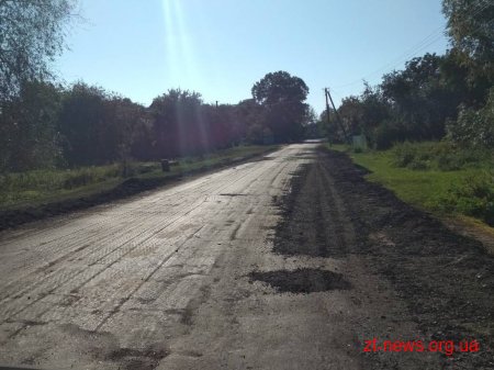 У Брусилівському районі на 3 дорогах ліквідовують ямковість