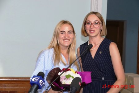 Стипендії міського голови вручили обдарованим спортсменам та студентам Житомира