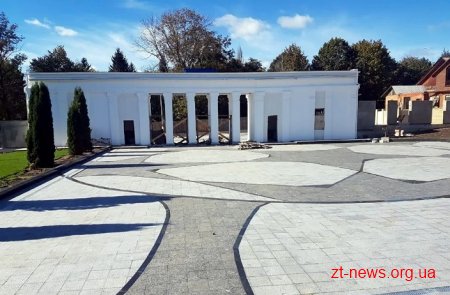 На стадіоні «Полісся» влаштовують підігрів футбольного поля та благоустрій території