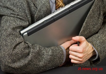 В Житомирському районі чоловік силою забрав у боржника техніку
