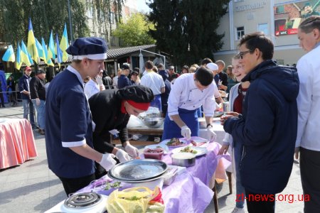 У Житомирі на Михайлівській відзначили День туризму