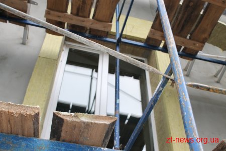 Володимир Ширма вчергове оглянув хід ремонтних робіт у обласному онкологічному диспансері