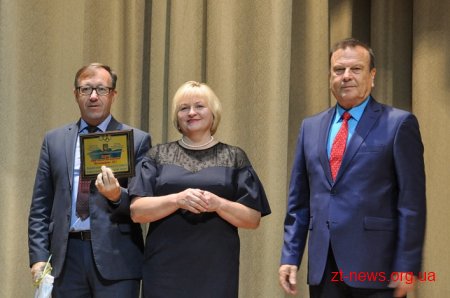 Керівники Житомирщини привітали освітян із професійним святом