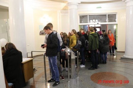 Студенти фармацевтичного коледжу активно голосують за певні проекти Бюджету участі