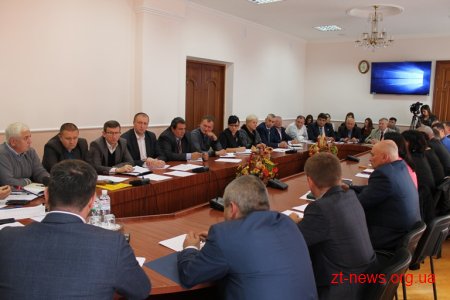 В обласній раді відбулась нарада щодо ситуації у Довбиському інтернаті