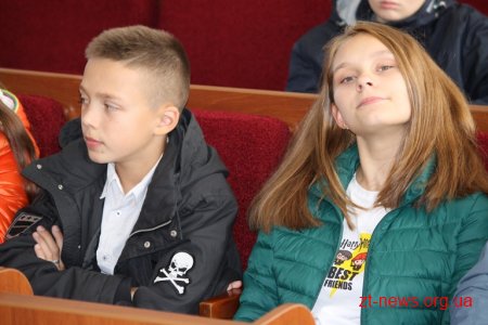Учні житомирської школи №12 відвідали облдержадміністрацію