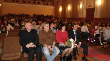 Сінгурівській школа відсвяткувала 40-річний ювілей роботи у новому приміщенні