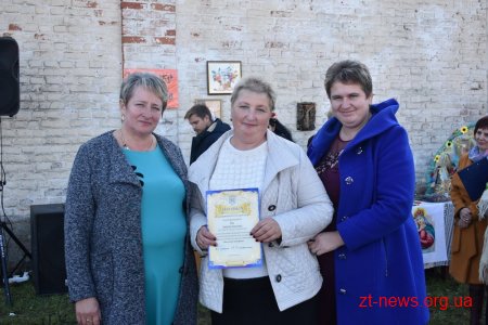 В Скоморохах відзначили День села