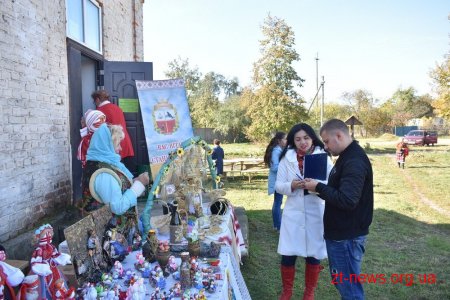 В Скоморохах відзначили День села