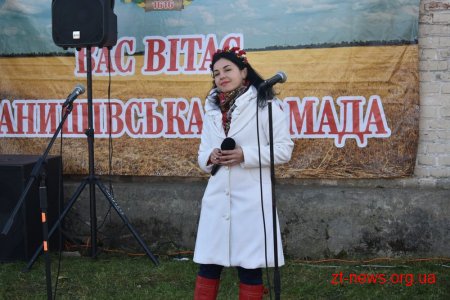 В Скоморохах відзначили День села
