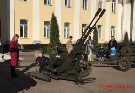 У Житомирі тривають святкові заходи з нагоди Дня захисника України
