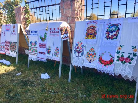 Сергій Сухомлин відвідав село Вереси, яке нещодавно стало частиною житомирської громади