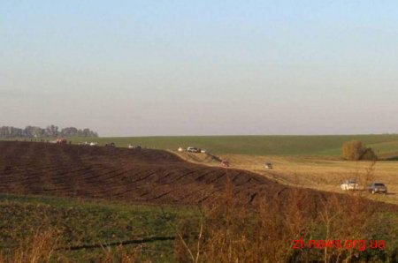 Поблизу Бердичева розбився військовий літак СУ-27