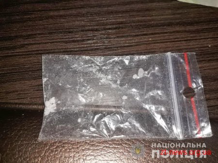 У Житомирі поліція затримала чоловіка, який постачав наркотики у місця позбавлення волі