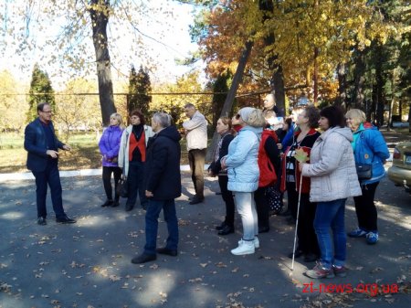 Екскурсії для людей з вадами зору проводять на Житомирщині