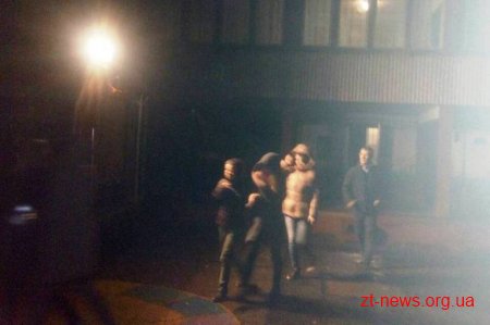У нічну пору доби рятувальники провели практичне заняття в спецшколі-інтернаті для глухих дітей