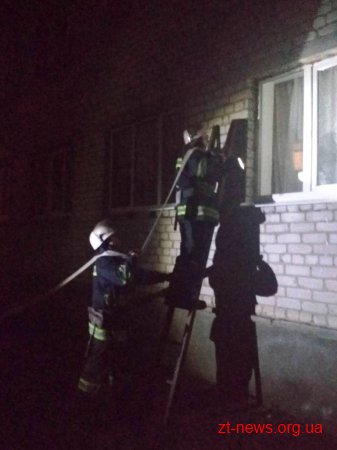 У нічну пору доби рятувальники провели практичне заняття в спецшколі-інтернаті для глухих дітей