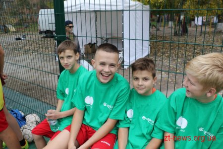 У Житомирі в рамках соціального проекту на Київській, 59 оновили футбольний майданчик