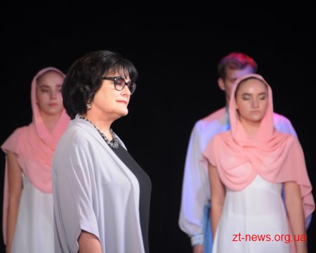 Танцювальний ансамбль «Сонечко» провів благодійний концерт на підтримку онкохворих дітей