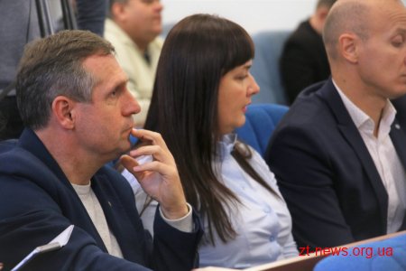 В роботі 41-ї сесії оголосили перерву на невизначений час