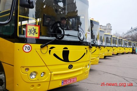 Нові шкільні автобуси отримали райони та об’єднані територіальні громади Житомирщини