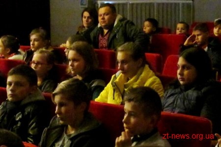 Діти з кількох районів області відвідали у Житомирі Музей космонавтики, Арсенал ідей та театр ляльок