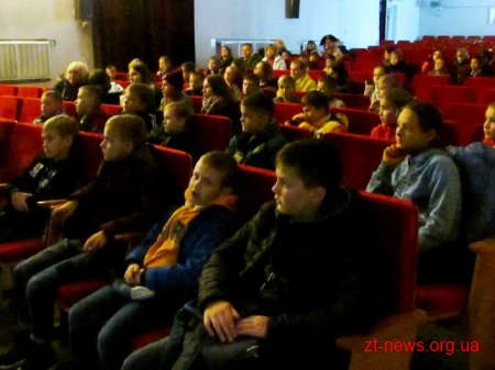 Діти з кількох районів області відвідали у Житомирі Музей космонавтики, Арсенал ідей та театр ляльок