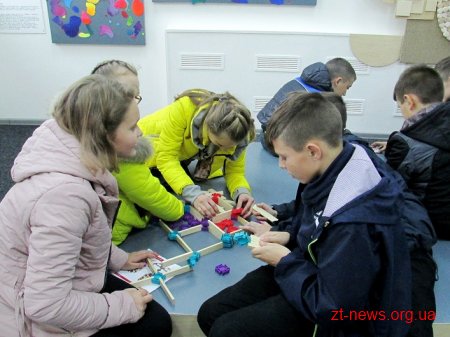 Діти з кількох районів області відвідали у Житомирі Музей космонавтики, Арсенал ідей та театр ляльок