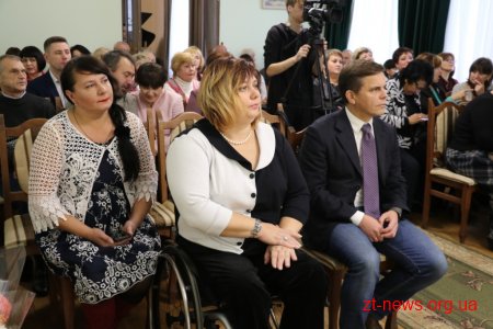Сергій Сухомлин привітав працівників соціальної сфери з професійним святом