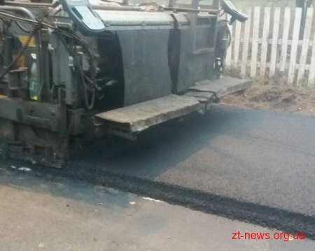 У Житомирській області дорожники продовжують ремонти доріг