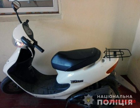Житомирська поліція закликає мопедистів не залишати без нагляду свої транспортні засоби