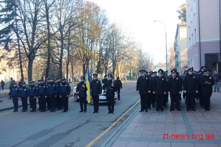 Двадцять поліцейських конвойної служби та груп реагування урочисто склали присягу