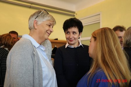 У житомирській школі «Всесвіт» відкрили міні-пекарню, де влаштовуватимуть безкоштовні майстер-класи
