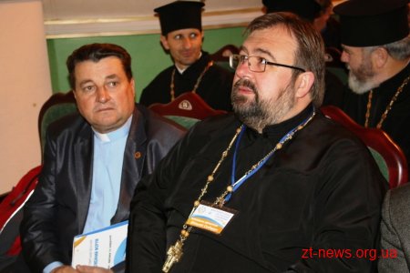 У Житомирі вперше проходить обласний сімейний форум