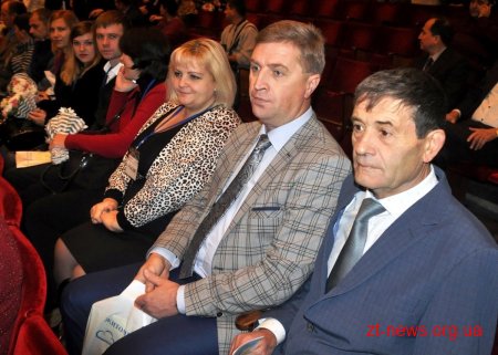 В драмтеатрі привітали працівників сільського господарства із професійним святом