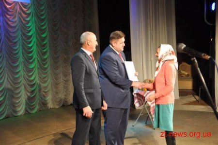 В драмтеатрі привітали працівників сільського господарства із професійним святом