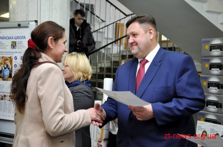 140 перших класів Житомирщини забезпечили комплектами оргтехніки