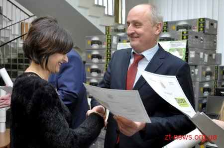 140 перших класів Житомирщини забезпечили комплектами оргтехніки