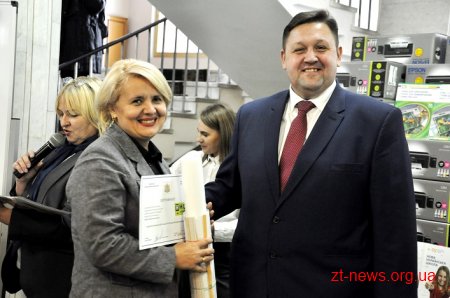 140 перших класів Житомирщини забезпечили комплектами оргтехніки