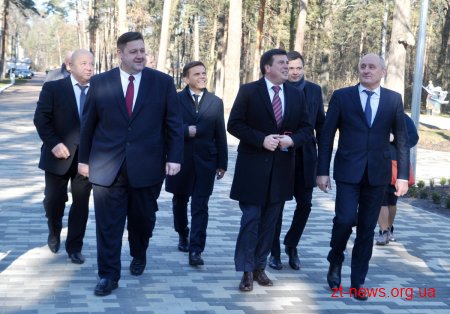 Центр вертебрології із Центром реабілітації учасників АТО відкрили у Житомирі