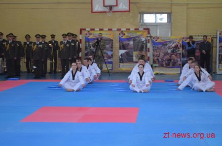 У Житомирському військовому інституті курс з тхеквондо викладатиме майстер із Кореї