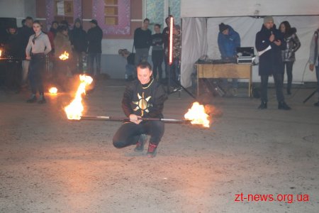 До Дня студента на Михайлівській у Житомирі відбулося свято вогню