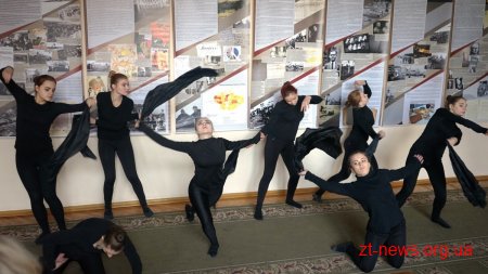 У Житомирській ОДА презентували виставку до 85-х роковин Голодомору
