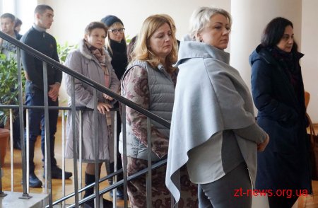 У Житомирській ОДА презентували виставку до 85-х роковин Голодомору