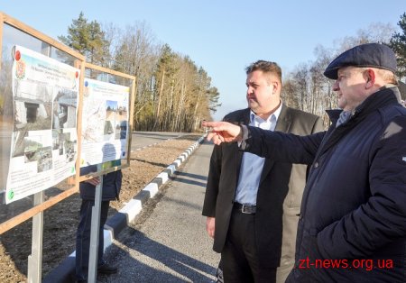 Керівники області перевірили, як відремонтована ділянка дороги Р-49 Васьковичі-Шепетівка