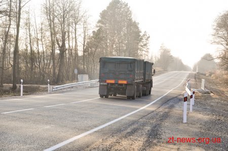 Керівники області перевірили, як відремонтована ділянка дороги Р-49 Васьковичі-Шепетівка